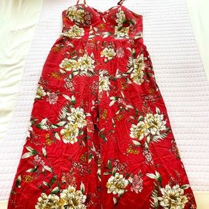 Cute flowy floral romper from target only worn once